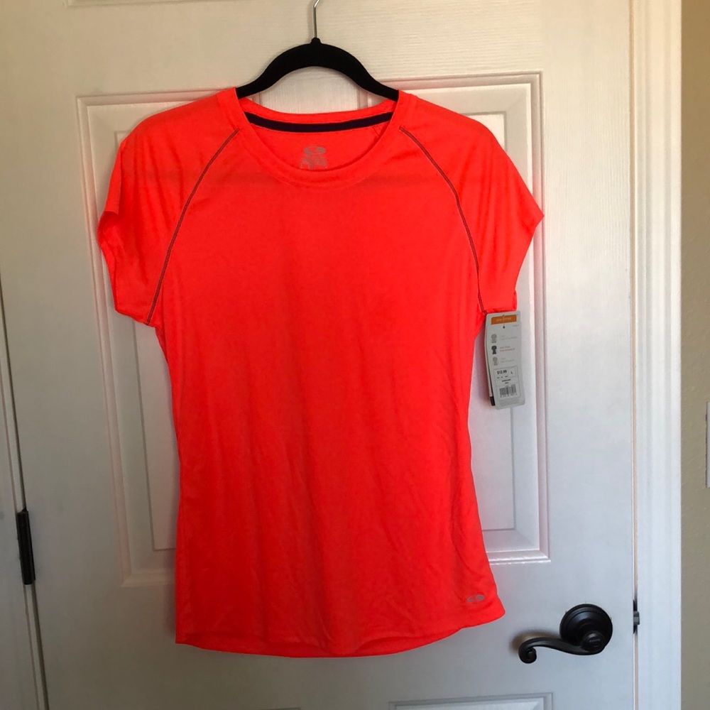 NWT Champion Women’s T Shirt